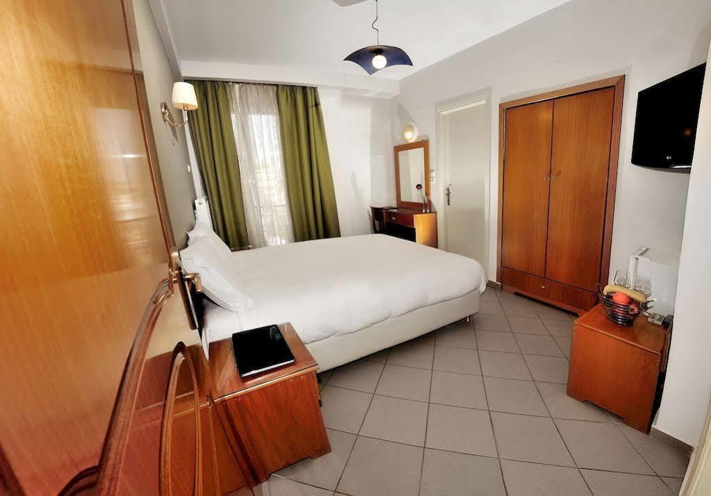 Morfeas Hotel アルゴス エクステリア 写真